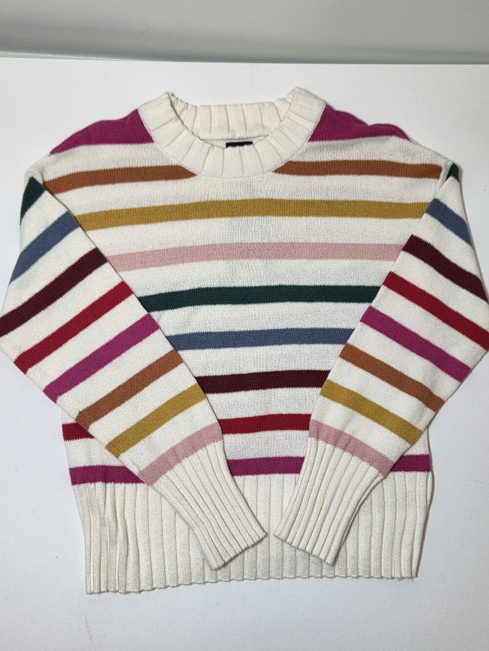 GAP Rainbow Stripe Sweater M NWT Colorful Dopamine Retro Preppy Knit